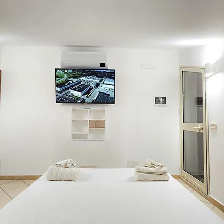 Lumia Guest house